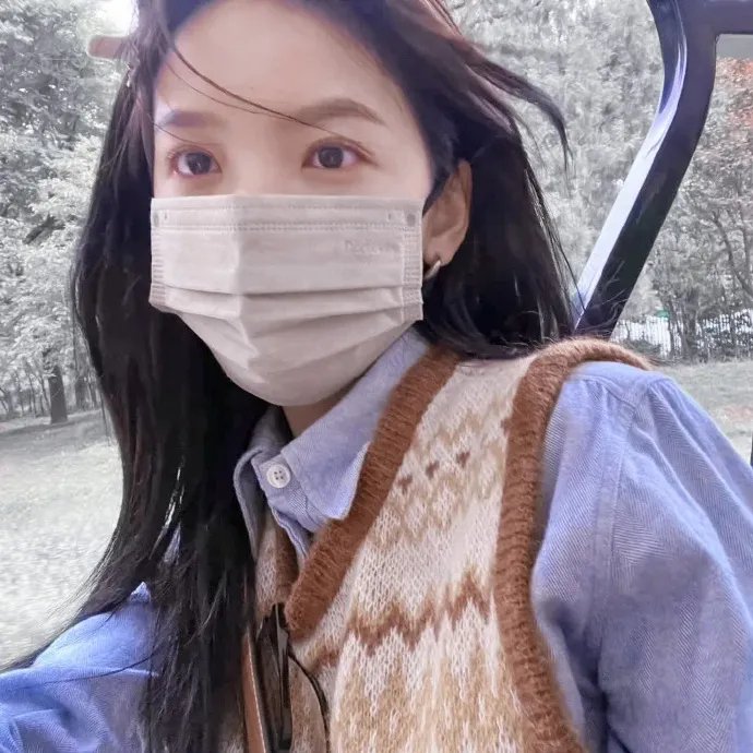 眼里余光都是你